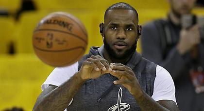 «Ο Λεμπρόν ίσως πάει Λος Άντζελες το 2018»