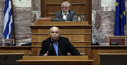 ΠΑΣΟΚ-ΔΗΜΑΡ κατά Βούτση για κυβερνητική προπαγάνδα μέσω της Βουλής