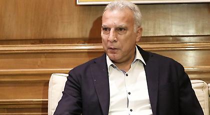 Ρουκέτες Γκάλη για Βασιλακόπουλο: «Ξέχασα πως αυτός και ο Πάπας έχουν το αλάθητο»