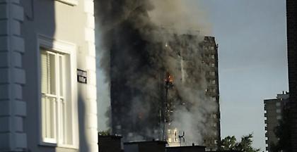 Τουλάχιστον 30 οι νεκροί από τη μεγάλη φωτιά στο Γκρένφελ στο Λονδίνο