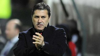 Ανανέωσε με Αλ Σαρτζά ο Πεσέιρο