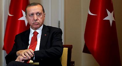 Ο Ερντογάν κατηγορεί πάλι την Αθήνα για «υπόθαλψη» τρομοκρατών