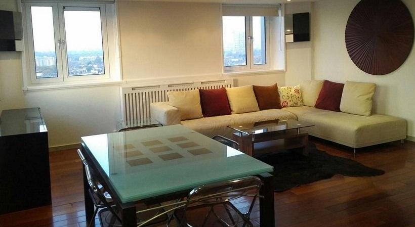 Ετσι ήταν το εσωτερικό των σπιτιών στον Πύργο Γκρένφελ πριν την φονική κόλαση (pics)