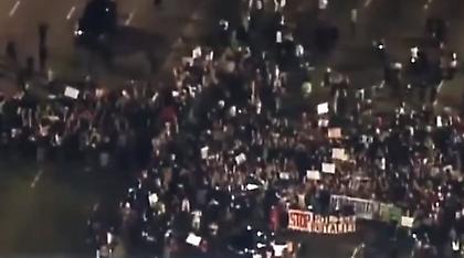 ΗΠΑ: Άγριες συγκρούσεις πολιτών και αστυνομίας στη Μινεσότα - 18 συλλήψεις