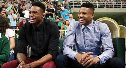 Έγιναν… πιλότοι τα αδέρφια Αντετοκούνμπο (pic)