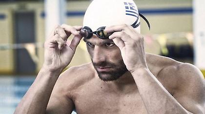 Φωτογραφία: Έκλεψαν τις ρόδες από το αυτοκίνητο του Παραολυμπιονίκη Αντώνη Τσαπατάκη