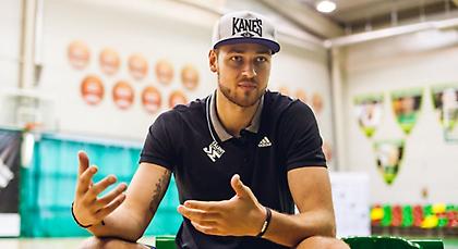 Μοτιεγιούνας: «Οι Λιθουανοί δεν είμαστε ρατσιστές. Ντρέπομαι γι’ αυτά που ακούστηκαν»