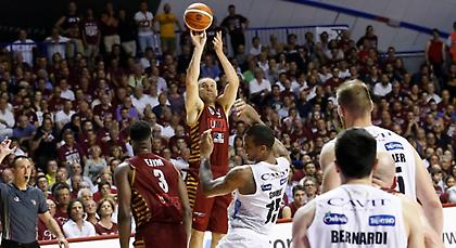 «Βόμβα» του Μπράμου και… ματς μπολ τίτλου για τη Βενέτσια! (video)