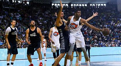 Ο κόσμος... γούσταρε μπάσκετ στο «Nick Galis Hall»!