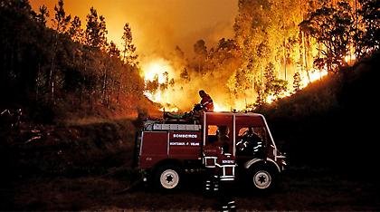 Εικόνες «αποκάλυψης» στην Πορτογαλία: Πέθαναν αβοήθητοι στα αυτοκίνητά τους
