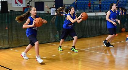 Έναρξη του 5ου Camp της Ένωσης Ιλίου με έναν ευχάριστο «πονοκέφαλο»