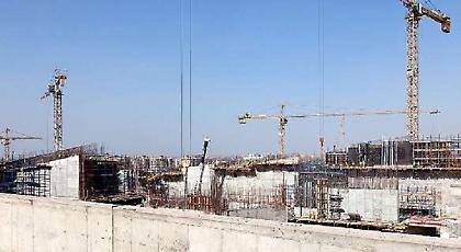 Αίγυπτος: 4.000 εργάτες χτίζουν τον σύγχρονο Πύργο της Βαβέλ (pics)