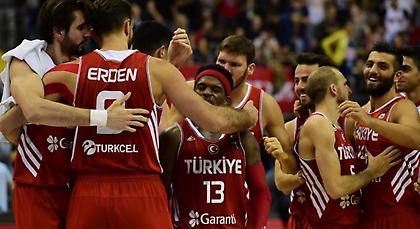 Με δύο NBAers και Ντίξον η Τουρκία