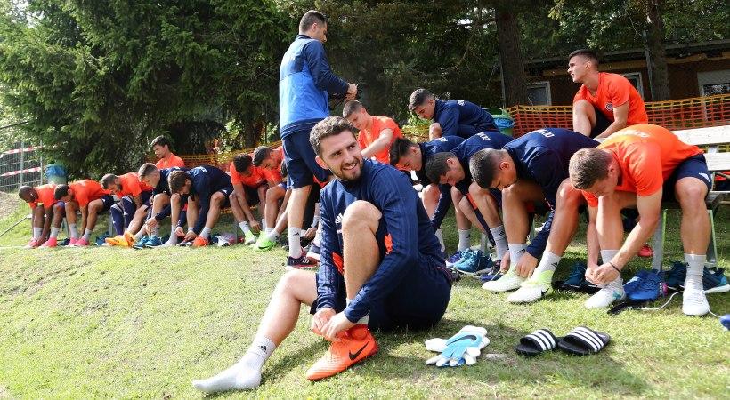 Τομαράς από Ζέεφελντ: Με τους διεθνείς η απογευματινή προπόνηση του Ολυμπιακού (audio)