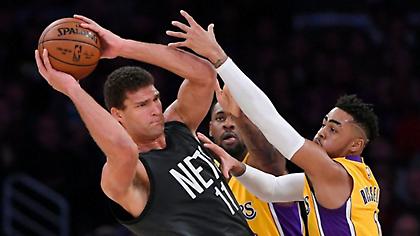 Άρχισαν οι βόμβες στο NBA: Στους Λέικερς ο Λόπεζ, στους Νετς ο Ράσελ!