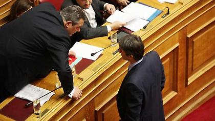 Στο τραπέζι πρόταση μομφής κατά του Καμμένου -Τα σχέδια της ΝΔ