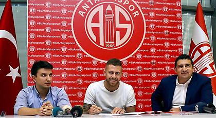 Οριστικό:  Στην Αντάλιασπορ ο Μενέζ