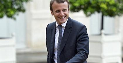 Μακρόν: Η αποχώρηση Άσαντ δεν είναι αναγκαία