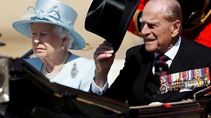 Εξιτήριο από το νοσοκομείο πήρε ο 96χρονος πρίγκιπας Φίλιππος