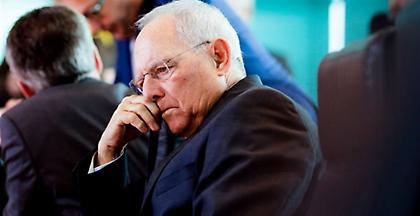 Γερμανία - SPD: «Ασάφειες» Σόιμπλε – «Οι Έλληνες θα σώσουν την Ελλάδα»