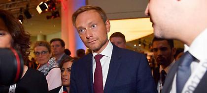 Πρόεδρος των Φιλελευθέρων της Γερμανίας: «Η Ελλάδα θα έπρεπε να βγει προσωρινά από το ευρώ»