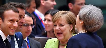 Η παρθενική εμφάνιση Μακρόν σε Σύνοδο Κορυφής- Τι είπε με τους Ευρωπαίους ηγέτες (pics)