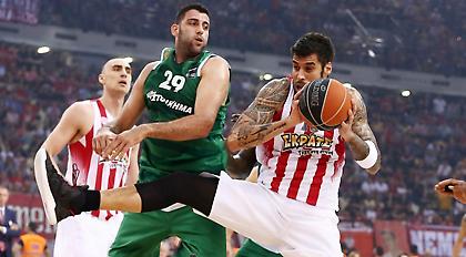 Υπόκλιση σε Εθνική γυναικών από Μπουρούση-Πρίντεζη (pics)