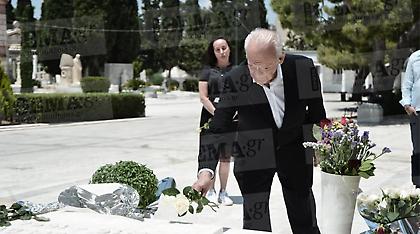 Στο μνημόσυνο του Ανδρέα Παπανδρέου ο Άκης Τσοχατζόπουλος και Βίκυ Σταμάτη (pics)