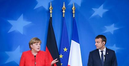 Μέρκελ: Πρέπει να δείξουμε αλληλεγγύη σε Ελλάδα και Ιταλία για το προσφυγικό