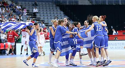 Ο ΣΠΟΡ FM στην Πράγα δίπλα στις Γυναικάρες με τα Μπλε!