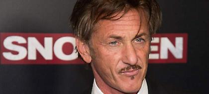 Εξαλλος ο Σον Πεν με τον Ελληνοαμερικανό σύντροφο της κόρης του