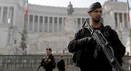 Συνελήφθη Ιταλίδα που πήγαινε στη Συρία για να πολεμήσει κατά του ISIS