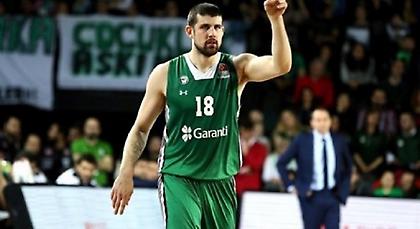 Ελεύθερος ο Μοερμάν, εξετάζεται και από τον Ολυμπιακό