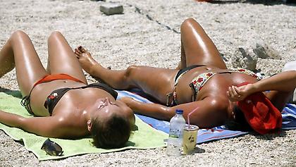 Καιρός: 35άρια και… όλοι παραλία (video)