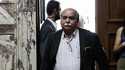 «Φρένο» από Βούτση: Όχι σε άλλη κυβέρνηση από αυτή τη Βουλή