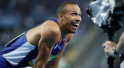 Όριο για παγκόσμιο ο Δουβαλίδης, τέταρτη η Πεσιρίδου!