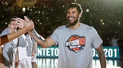 Τα απίθανα τρίποντα του Πρίντεζη με «πεταχτάρι» (vid)