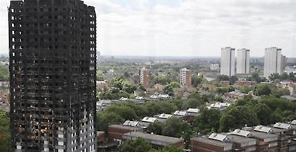 Βρετανία: Οι ασφαλιστικές είχαν προειδοποιήσει την κυβέρνηση για κίνδυνο πυρκαγιάς σε ουρανοξύστες