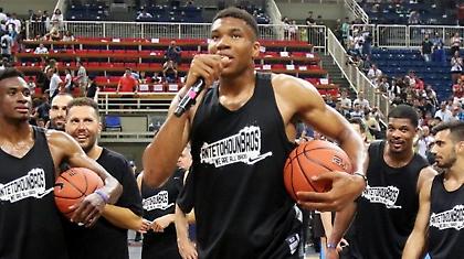 Ο θεαματικός τρόπος με τον οποίο ολοκληρώθηκαν φέτος τα Antetokounbros! (video)