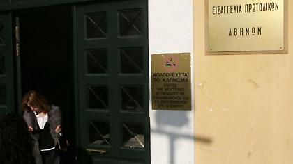 Εισαγγελική παρέμβαση για τα σκουπίδια στους δρόμους