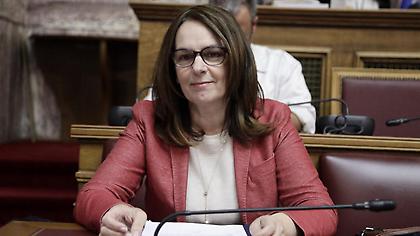 Παράταση των φορολογικών δηλώσεων προαναγγέλλει το ΥΠΟΙΚ