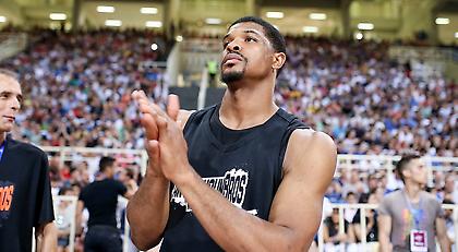 Ο Κάιλ Χάινς το χάρηκε (pic)