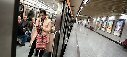 Ασφυξία σε μετρό-ηλεκτρικό: Δεν έχουν κλιματισμό εν μέσω καύσωνα