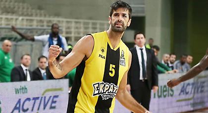 Μένει για άλλα τρία χρόνια στην ΑΕΚ ο Σάκοτα!