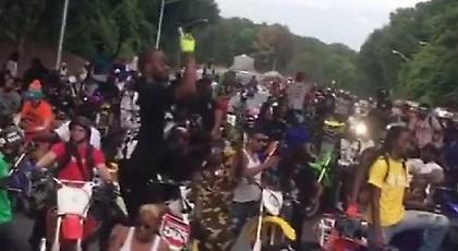 Μηχανόβιοι κατά αστυνομικών - Προκαλούν χάος σε μεγάλες πόλεις των ΗΠΑ (video)