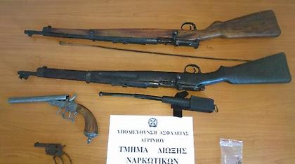 Αμφιλοχία: Συνελήφθησαν πατέρας και γιος - Βρέθηκαν όπλα στο σπίτι τους