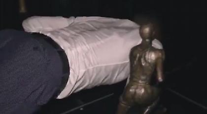 Ο Γουέστμπρουκ έκανε push ups μετά τη βράβευσή του (video)