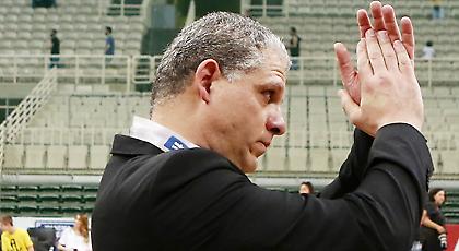 Ευχές ΑΕΚ σε Μανωλόπουλο