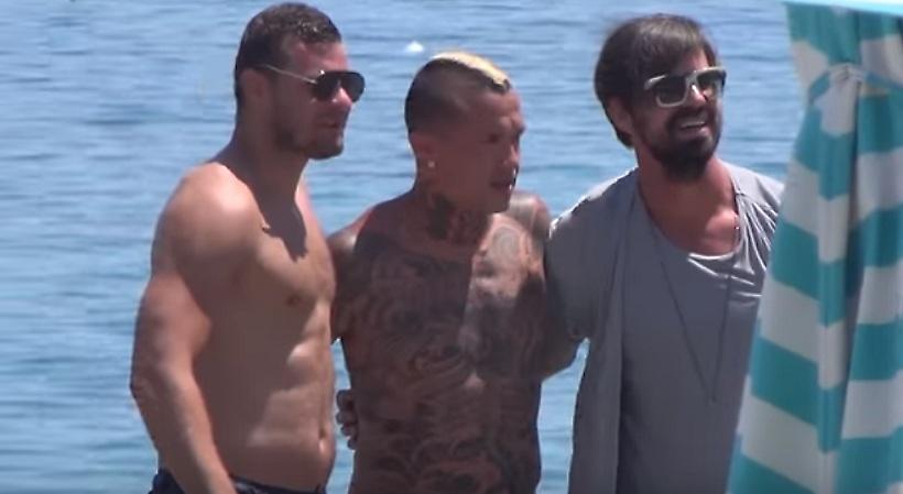 Άστραψαν τα φλας για Ναϊνγκολάν στη Μύκονο