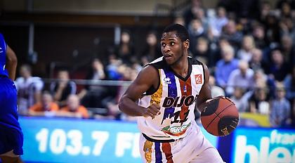 Πήρε Έρβιν Γουόκερ η Μπουγιουκτσεκμετζέ